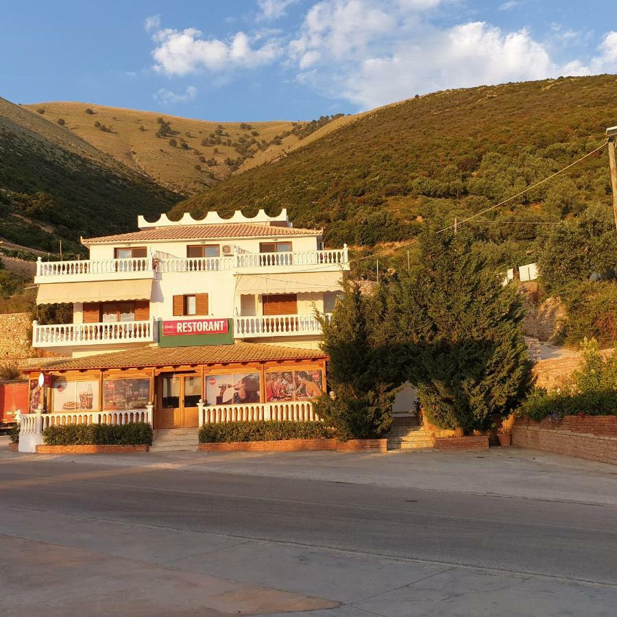 Hotel Lagjini Lukovë Esterno foto